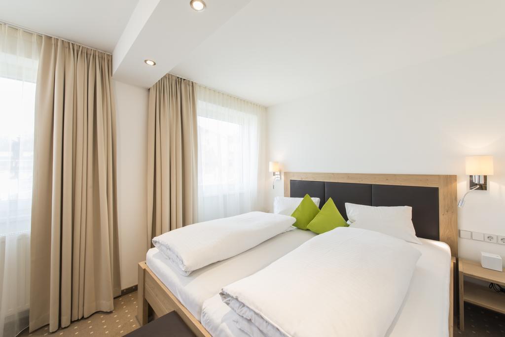 Apartment Paula Seefeld w Tirolu Pokój zdjęcie